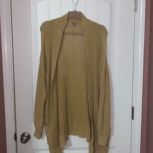 Loose knit lightweight cardigan